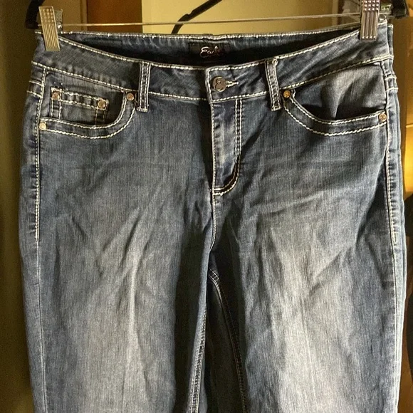 Earl jeans capris size 12 - Picture 2 of 9